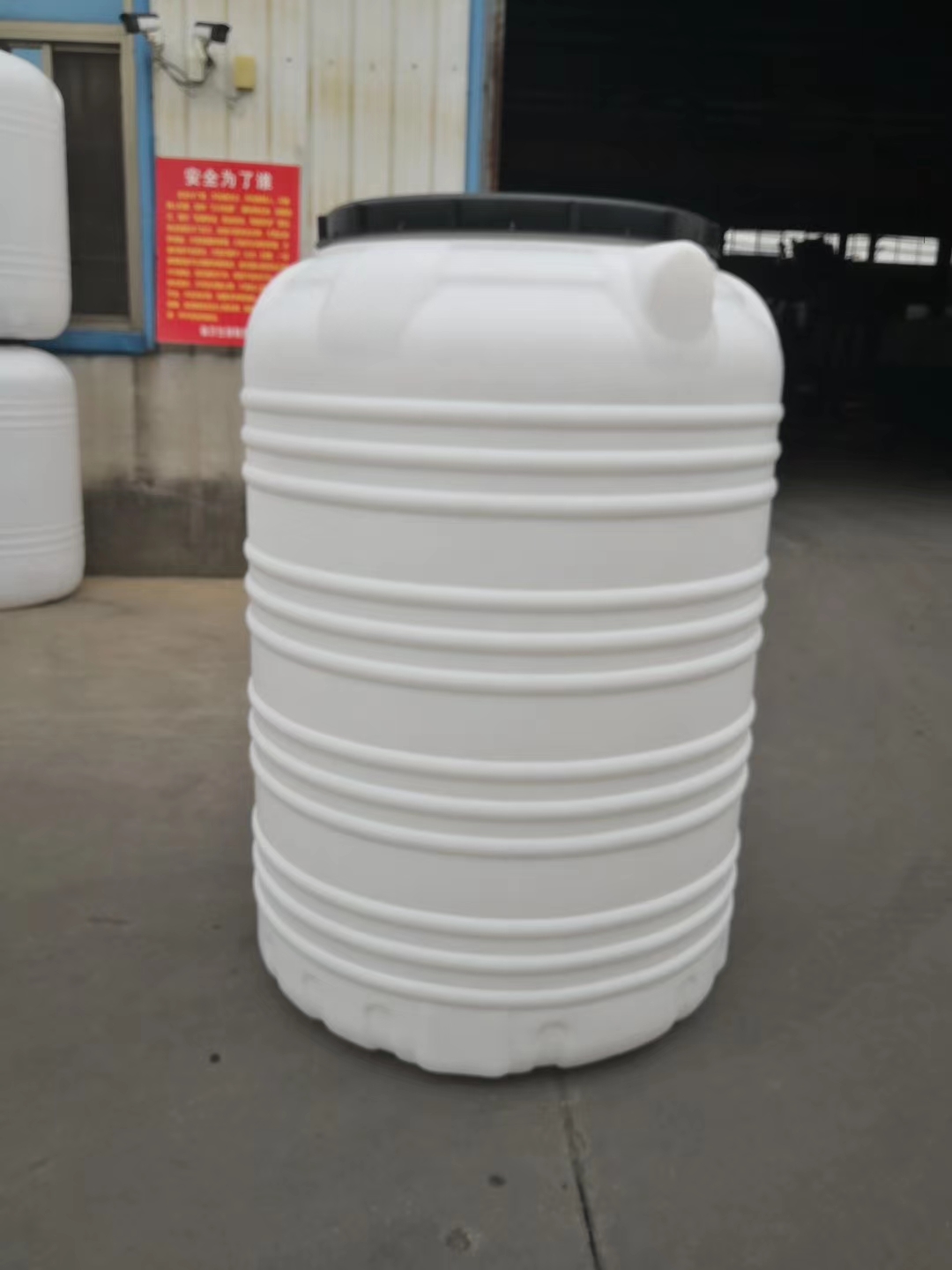 1噸塑料桶，1噸塑料水塔