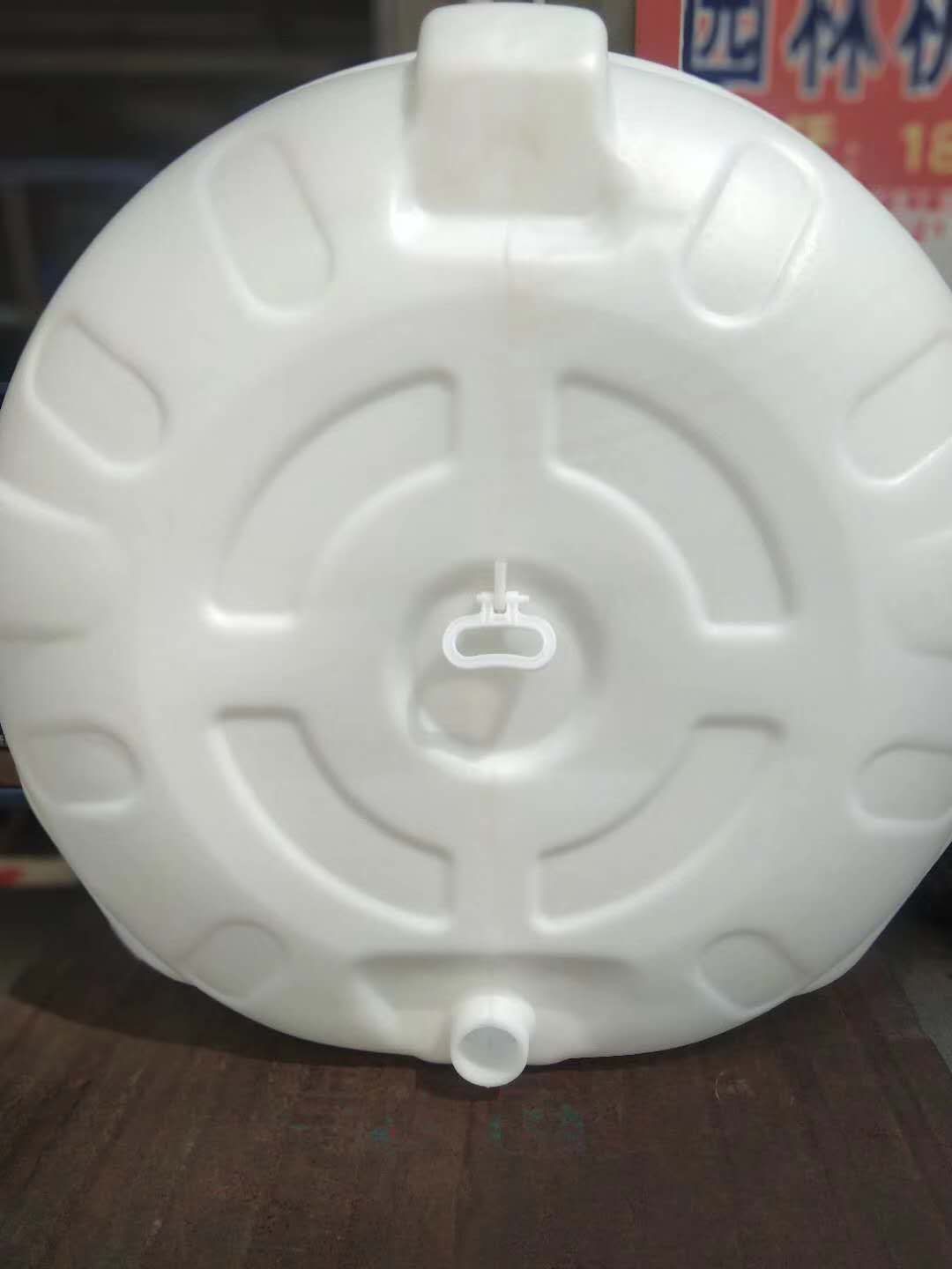 1噸塑料桶，1噸塑料水塔