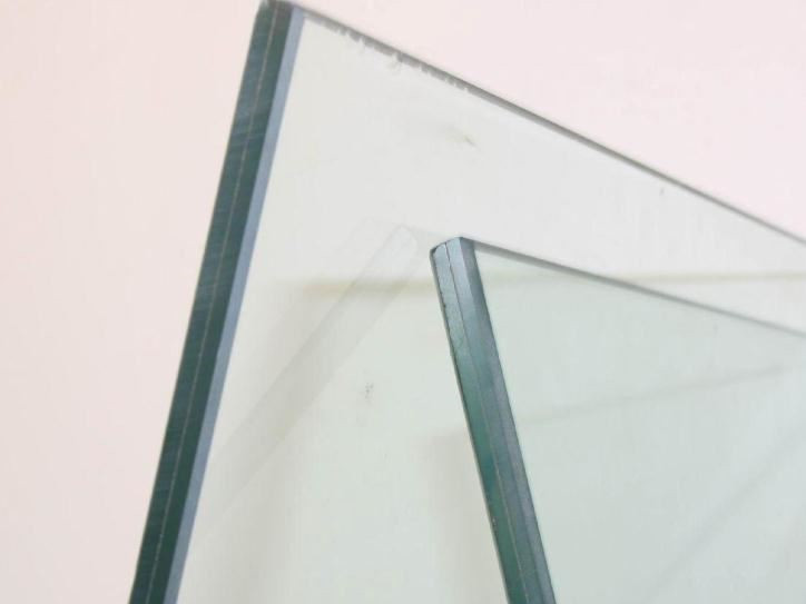 夾膠玻璃規(guī)格有哪些？下面介紹夾膠玻璃的清潔與保養(yǎng)(圖2)