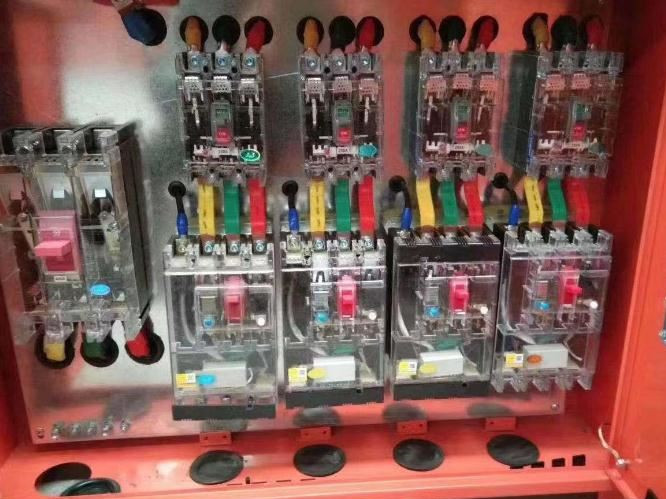 配電柜安裝規(guī)范是什么？配電柜清潔與保養(yǎng)一起了解(圖1)